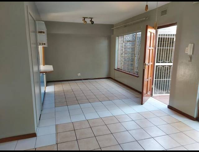 2 BEDROOM APARTMENT FOR SALE IN PIETERMARITZBURG CENTRAL